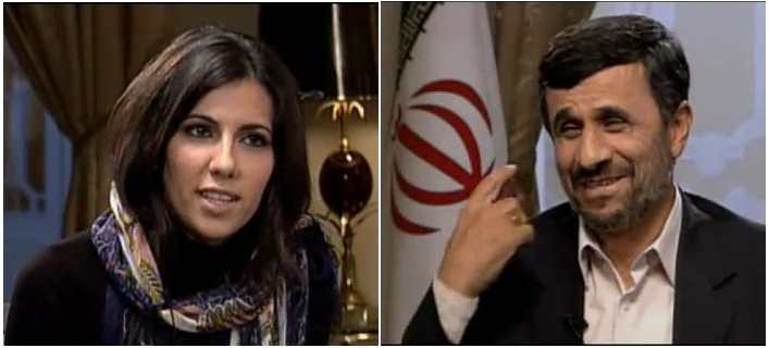 Mahmud Ahmadineyad advierte a Ana Pastor que se le ha caído el velo durante la entrevista. Captura tomada del vídeo de cartierchinoua en YouTube.