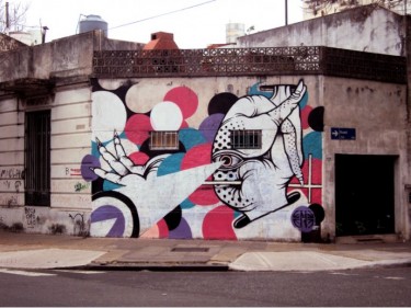 imagen de Alejandro Guerri, fotografiada en el barrio de Chacarita, Buenos Aires 