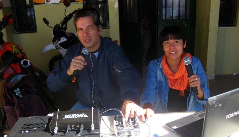 Radio Los Inestables. Foto por Sol del Carpio. 