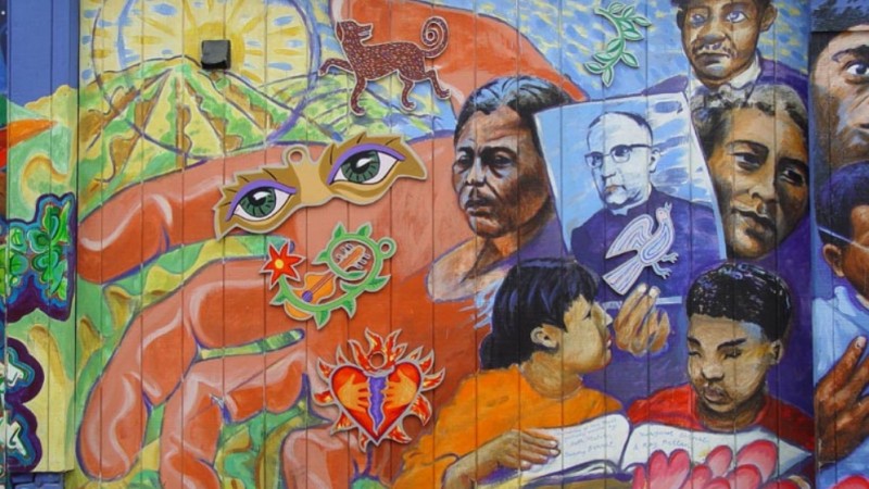 Mural en homenaje a Monsenor Romero hecho por Jamie Morgan, San Francisco. Imagen de Flickr del usuario  Franco Folini (CC BY-SA 2.0).