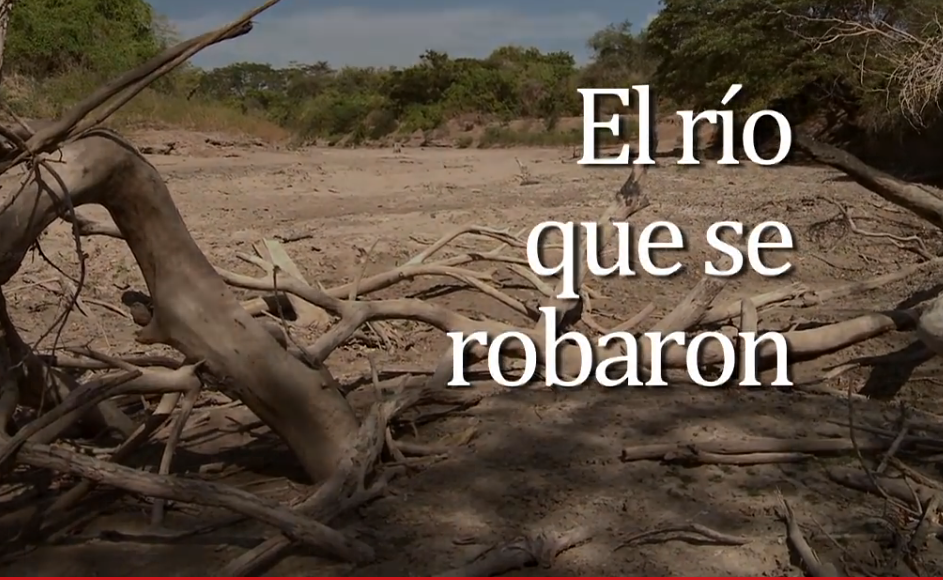 Кадр из документального фильма, рассказывающего о критическом положении индейцев вайю после перекрытия плотиной главной водной артерии региона Гуахира.