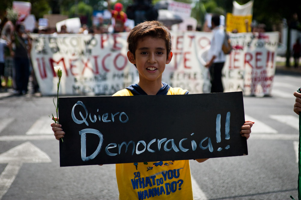 "Quiero democracia". Fotografía de Marte Merlos bajo licencia CC BY-NC-ND 2.0