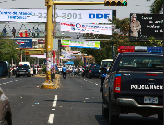 Imagen genérica de un ve˙eiculo policial nicaragüense a propósito de la muerte de tres personas a manos de la policía del país.